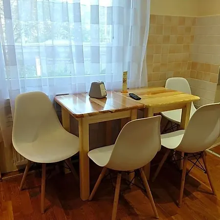 Hostel Bialy Slon *