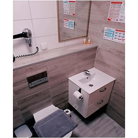 Hostel Bialy Slon