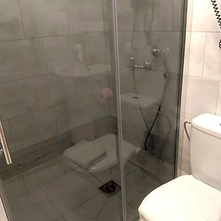 Hostel Bialy Slon *